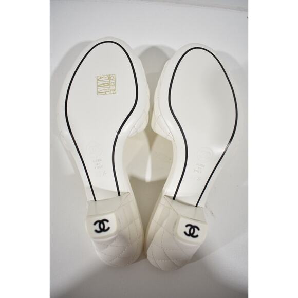 Chanel REV White Lambskin Quilted CC Gold Logo Cone Heel Mule Slide Sandal 37.5 - Picture 12 of 12